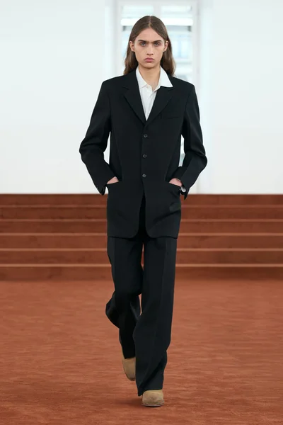 Look 53